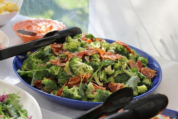 Produktfoto zu Broccolisalat