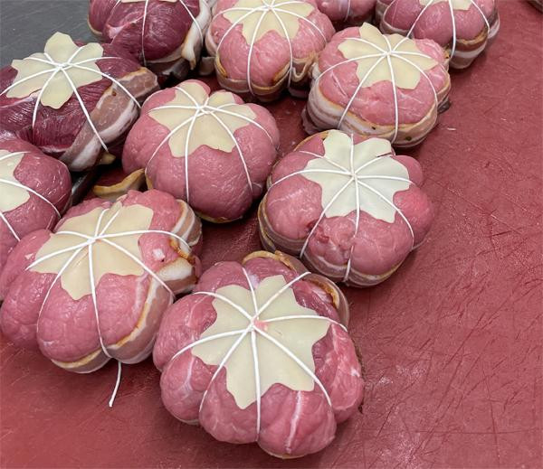 Produktfoto zu 2 Ballotine - gefüllte Schweinetaschen